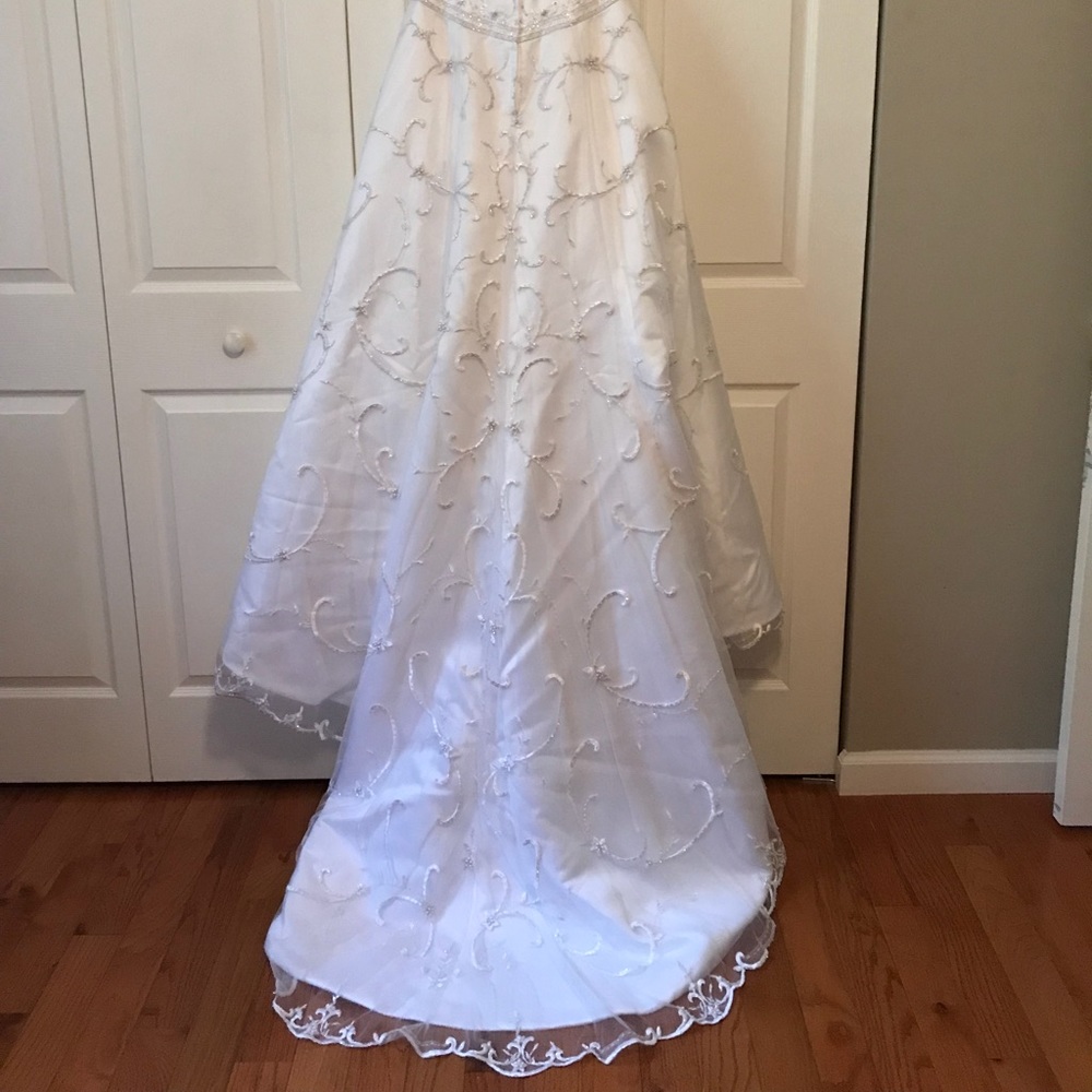 Oleg Cassini wedding gown